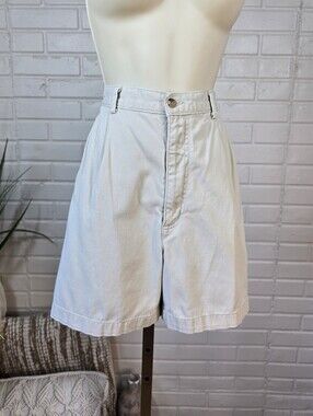 Dockers Cream Khaki Pleated Trouser Shorts 16 Petite